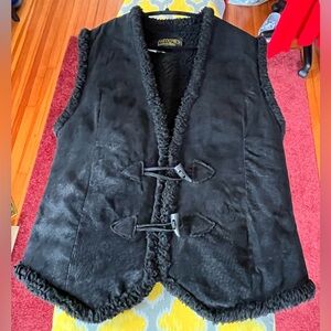 Vintage Clean Lines Women’s Black Sueded Leather Vest